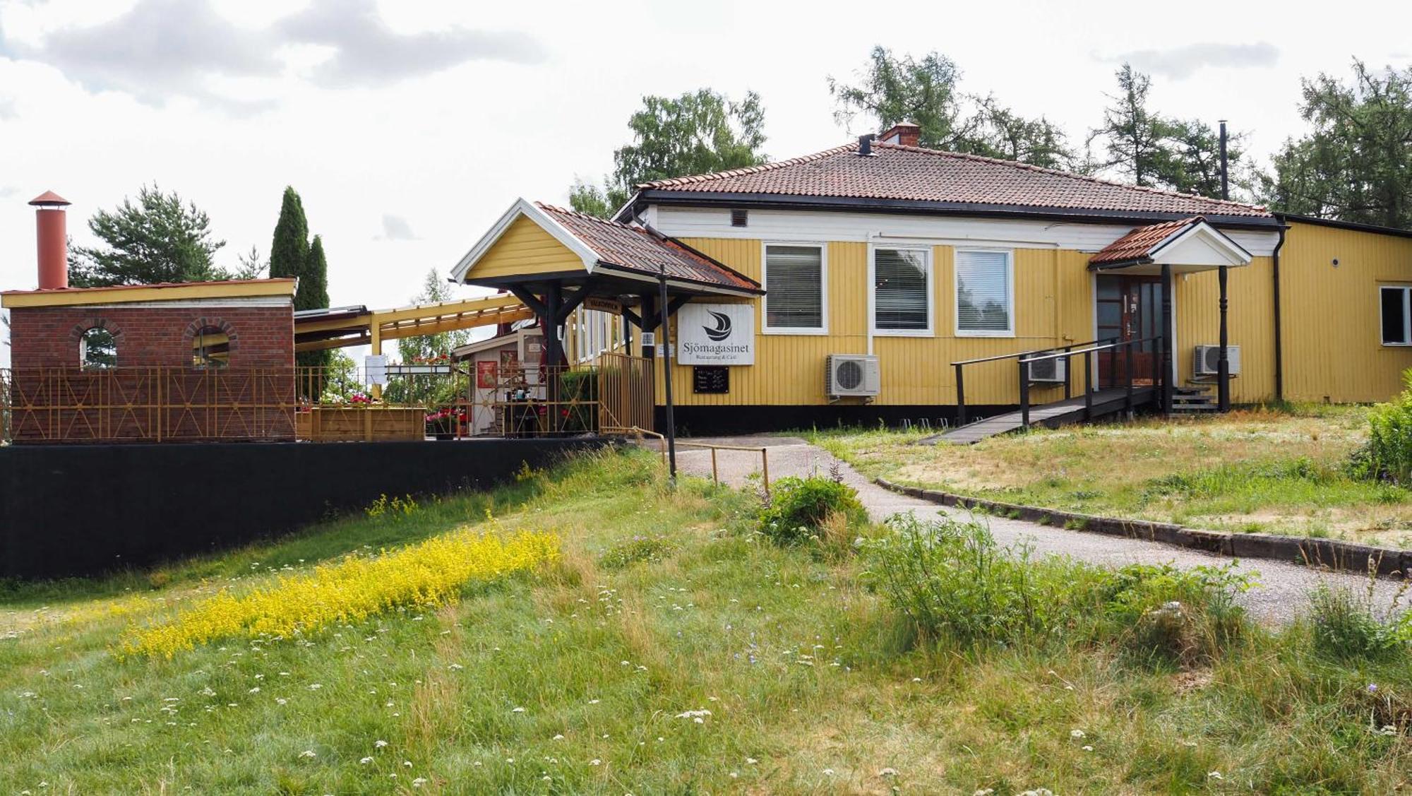 Komplett Laegenhet Med Sjoeutsikt Malmon Экстерьер фото