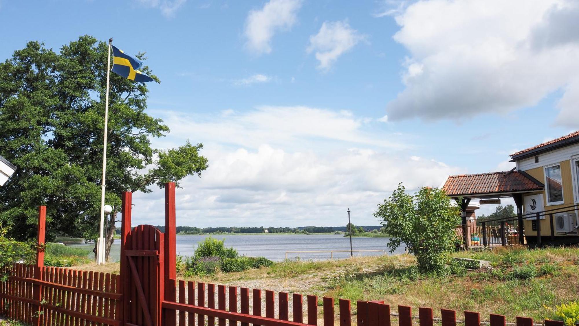 Komplett Laegenhet Med Sjoeutsikt Malmon Экстерьер фото